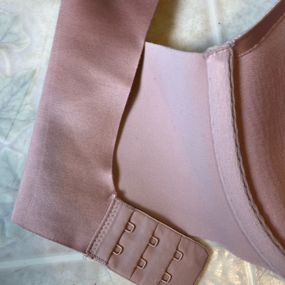 Soma vanishing back full coverage underwire pale pink bra - Picture 2 of 4